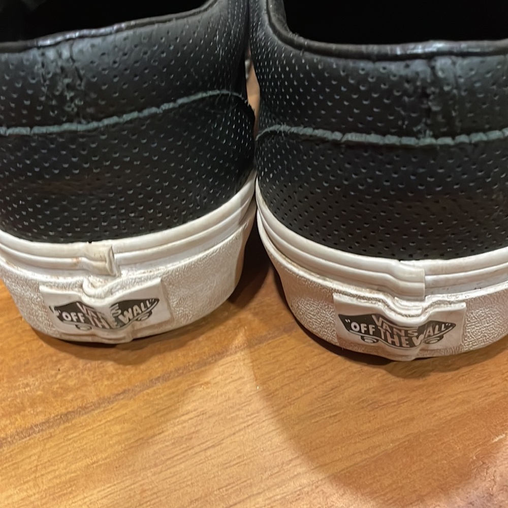 Vans 8 - Picture 5 of 7